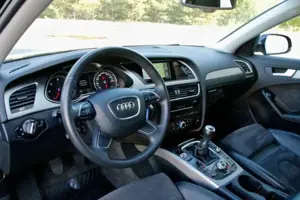 Audi A4 Avant 2.0 TDI DPF S line Sportpaket