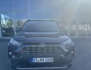 Toyota RAV4 Hybrid 4x2 Team Deutschland