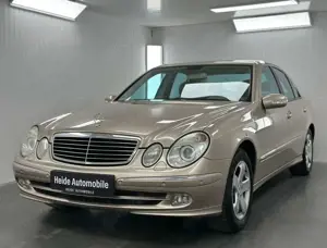 Mercedes-Benz E 320 AVANTGARDE XENON AHK "HOCHWERTIG"