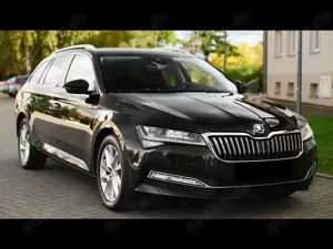 Skoda Superb Superb Combi 2.0 TDI DSG Style