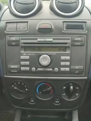 Ford Fiesta 1,3 "Ambiente" Fun, Klima Bild 3