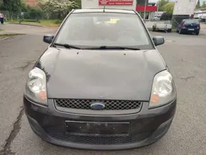 Ford Fiesta 1,3 "Ambiente" Fun, Klima