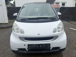 smart forTwo Micro Hybrid Drive Automatik Kamera Top Gepflegt Bild 3