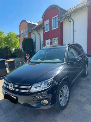 Volkswagen Tiguan 2.0 TDI DPF 4Motion BlueMotion Techn. DSG Track  Style