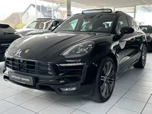 Porsche Macan GTS PANO 360°KAM AHK ACC BOSE 18WEGE Bild 3