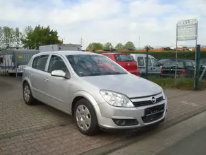 Opel Astra Astra 5-Türer 1.4 (( 1 erste hand ))