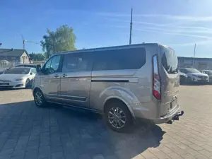 Ford Tourneo Custom 320 L2 Tourneo Titanium X Bild 2