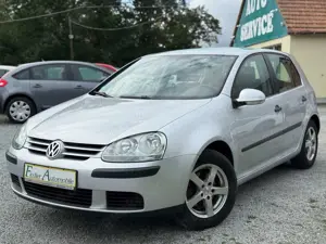 Volkswagen Golf 1.6 Comfortline /KLIMAAUT/SITZHZG/HU 02.28