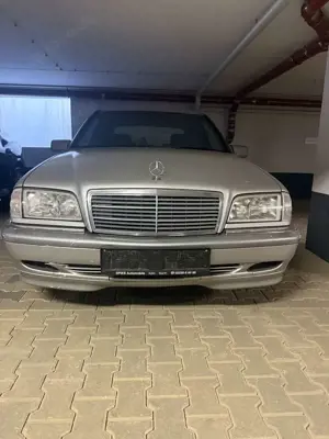Mercedes-Benz C 180 C 180 (202.018)