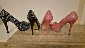 2 Paar High Heels   Pumps Gr. 38   wie neu, nur Deko