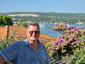 Goldiger sympathischer Er  Bild 2