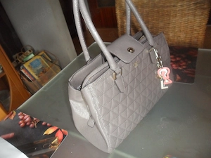 Tolle Guess Tasche  grau Bild 3
