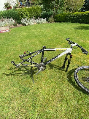SCOTT Scale 40 Alu-Rahmen + Hinterrad