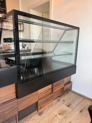 GGM Gastro Doppel-Kühltheke mit Kassentisch (wie neu) Modell: TORONTO