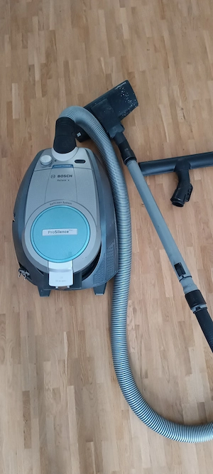 Staubsauger Bosch Relaxx'x ProSilence Plus   Beutellos   1400W