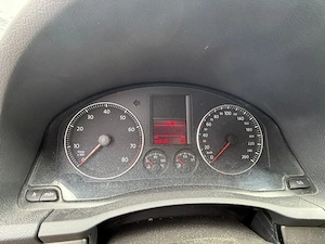 VW Golf 5 | 1.6 Benzin (102 PS) | EZ 2005 | Export   Import Bild 4