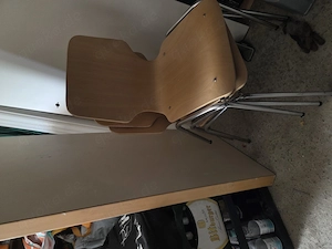 Konferenztisch, Klapptisch  mit 8 Stehlen 