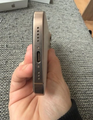 iPhone 16 Pro  Bild 2