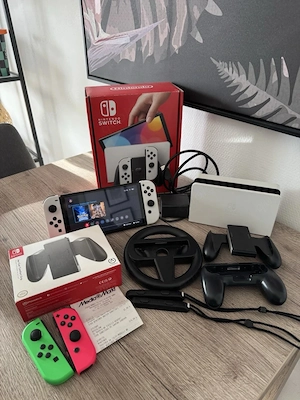 Nintendo Switch OLED-Modell Weiß, Zubehörpaket mit OVP & Rechnung 08 23