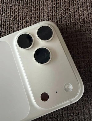 Iphone 17 pro max 