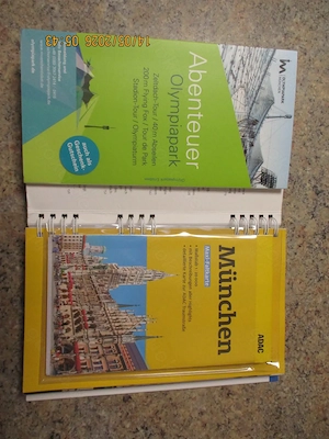 ADAC Reiseführer "MÜNCHEN" mit Maxi-Faltkarte Bild 2