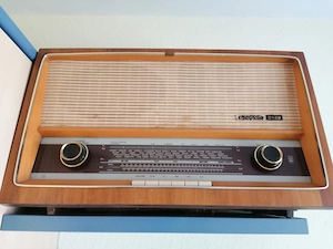Nostalgisches Radio von Grundig aus 1963