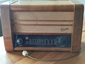Oldie Radio Firma Graetz Baujahr 1959