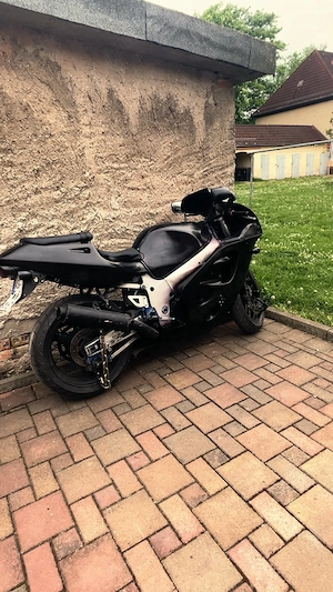 Suzuki gsx R 600