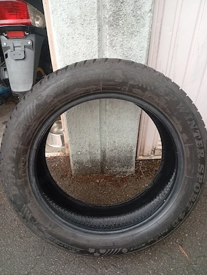 2 gebrauchte Dunlop SP Wintersport 4D Run on Flat M+S 215 55R18 95H 