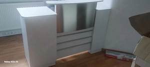 Empfangstheke weiss in guten Zustand