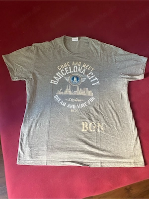 T-Shirt mit Barcelona City Aufdruck Größe XXL