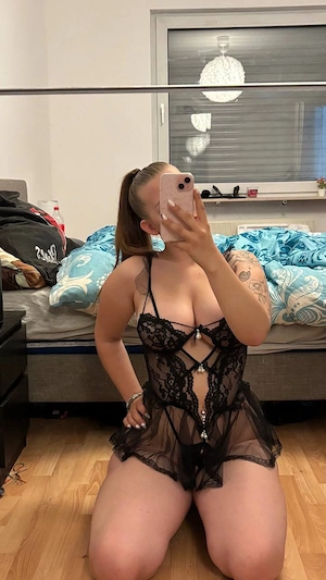 Bilder von ihr oder Videos von uns Bild 3