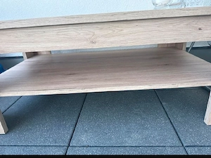 Wohnzimmertisch 