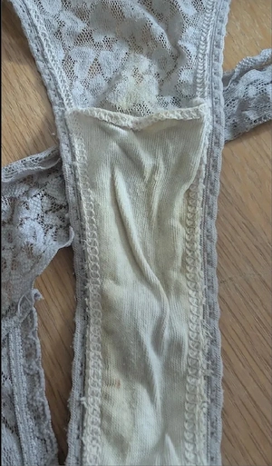 Getragene Höschen in allen Größen Bild 5