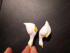 2 kleine weiße Deko-Gänse Paket Konvolut  ca. 5cm hoch ca. 7cm br Bild 4