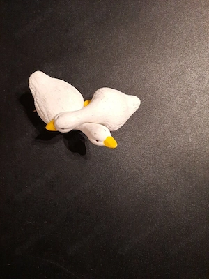 2 kleine weiße Deko-Gänse Paket Konvolut  ca. 5cm hoch ca. 7cm br Bild 2