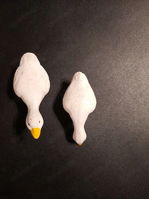 2 kleine weiße Deko-Gänse Paket Konvolut  ca. 5cm hoch ca. 7cm br Bild 3