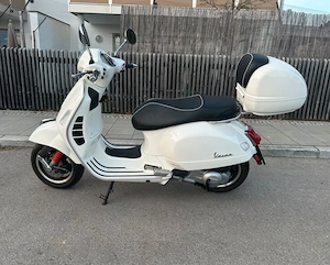 Vespa GTS Super 300