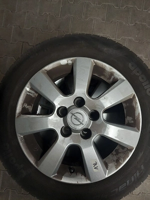 Sommerreifen mit Alufelgen 6Jx15 Opel