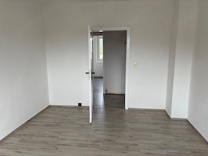 san. 1Zi. Whg. mit Wanne, Keller, Pkw-Stellpl., in Sangerhausen   Großleinungen Bild 6