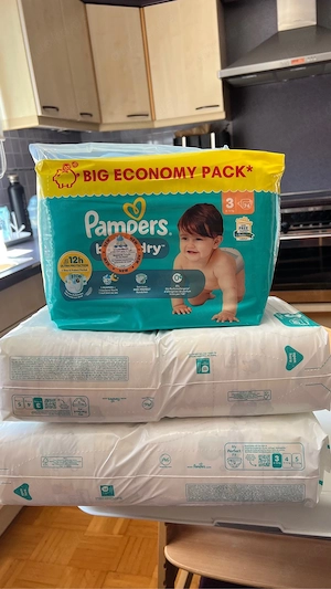 Pampers Größe 3 (210 Stück)