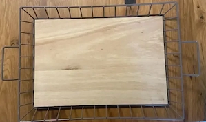 Tablett mit Holzplatte  Körbchen