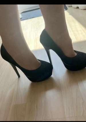 ich möchte hier meine für euch getragene wäsche, schuhe usw verkaufen, gerne pers. übergabe