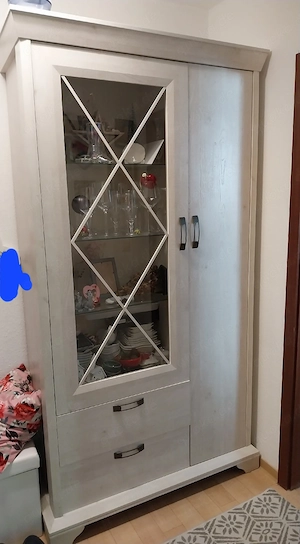 Großer Vitrinen Schrank 