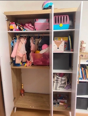 kleiderschrank  Bild 2