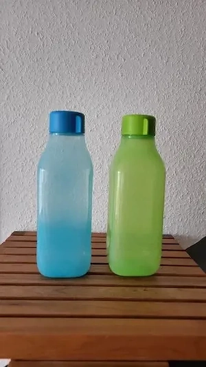 Trinkflaschen Tupperware je 1L