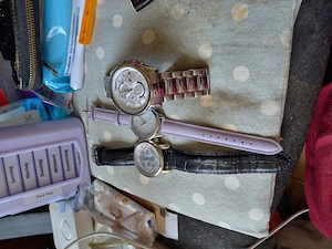 Verkaufe 3 schöne Armbanduhren einmal getragen