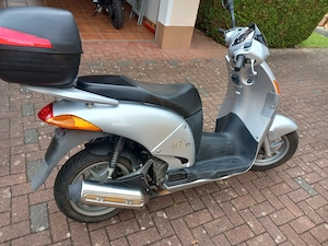 Honda Roller NES 125