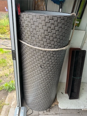 Pool mit Filteranlage von Poolsana