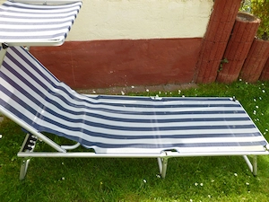 Sonnenliege aus Alu mit sonnendach